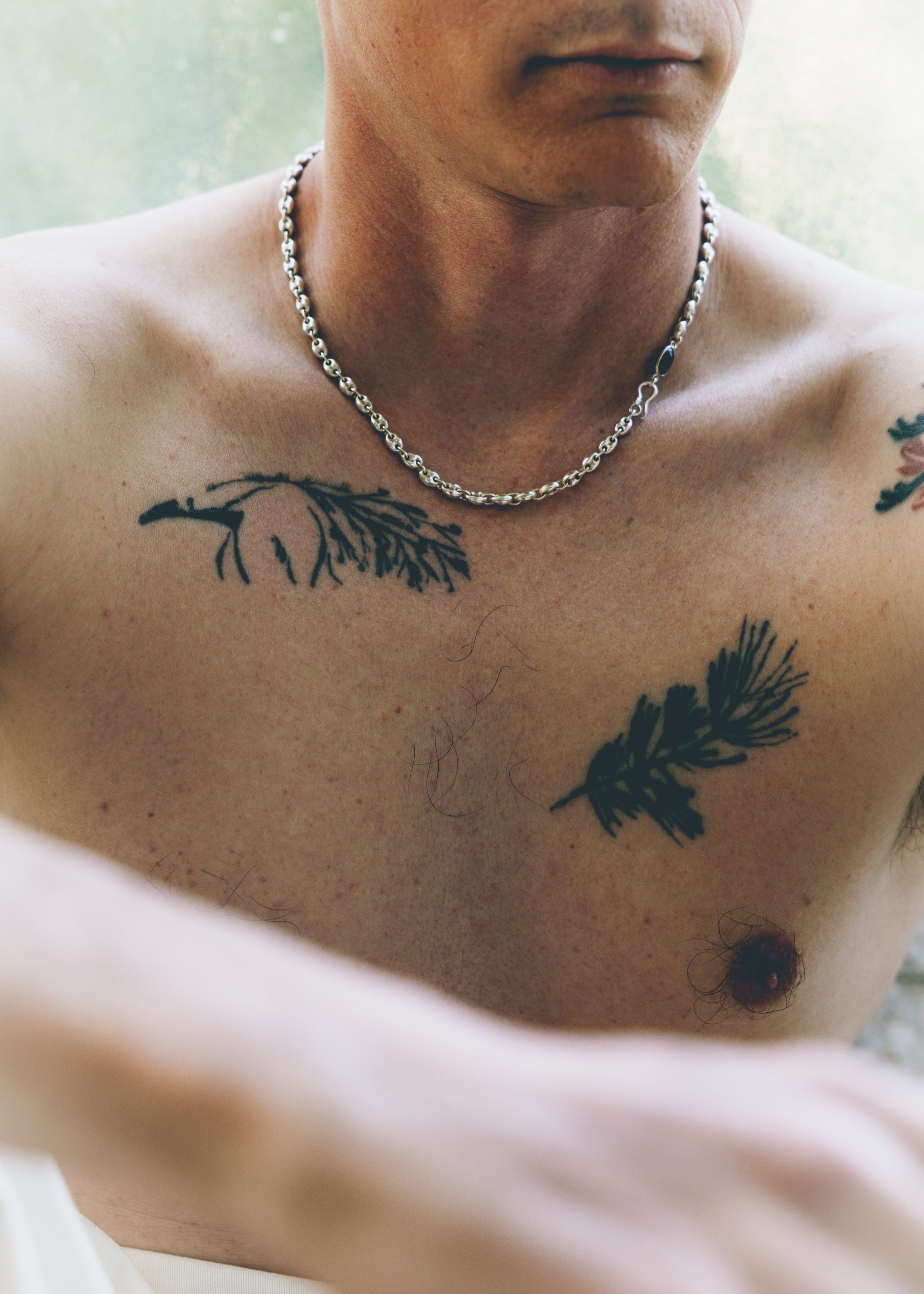 Rouge necklace