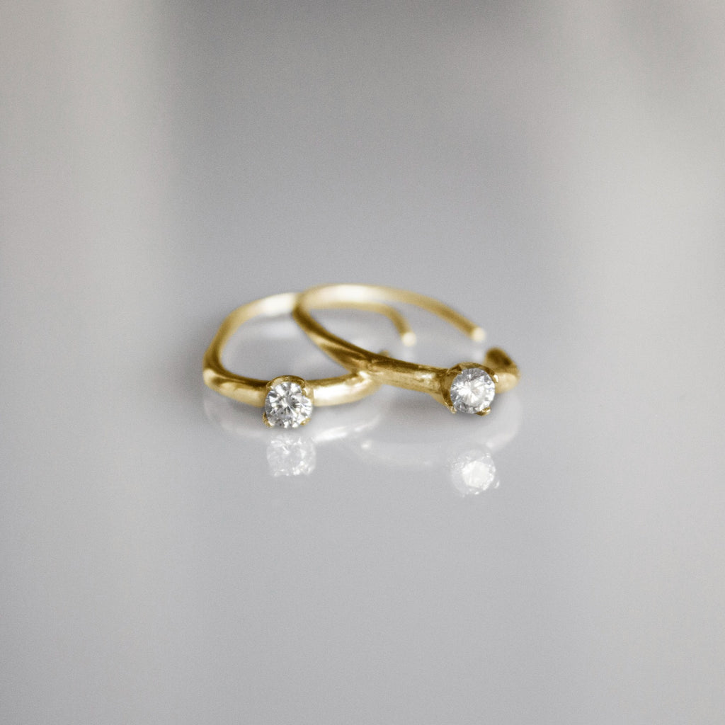 Golden Romeo Earring image 0