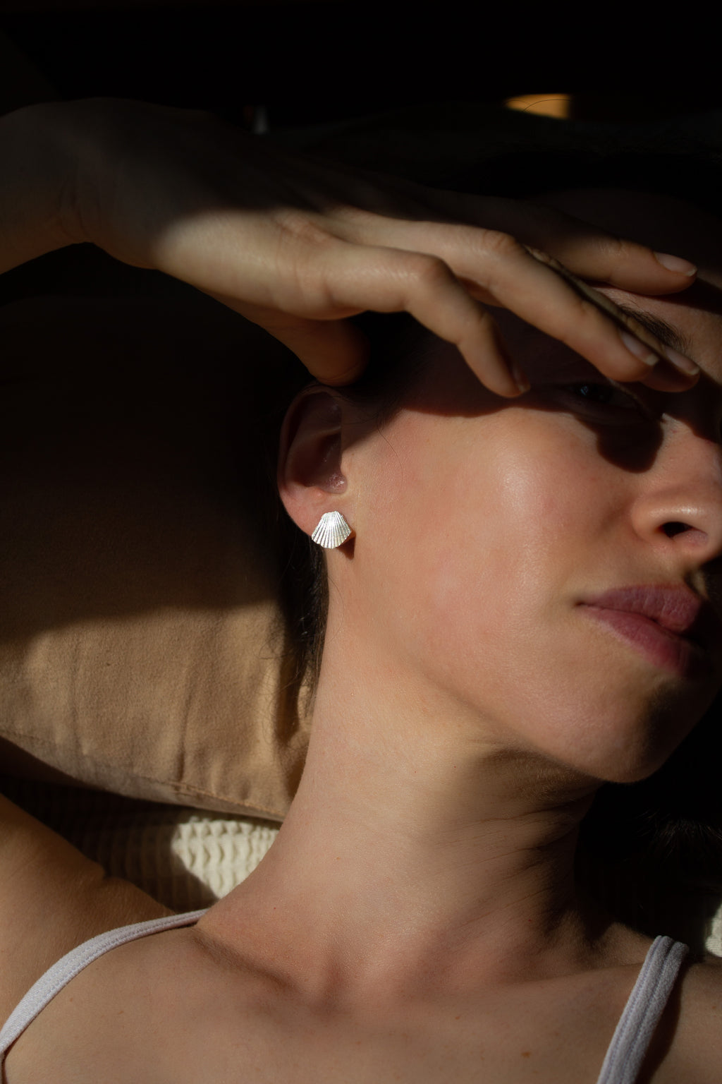 Clam Earrings image 1