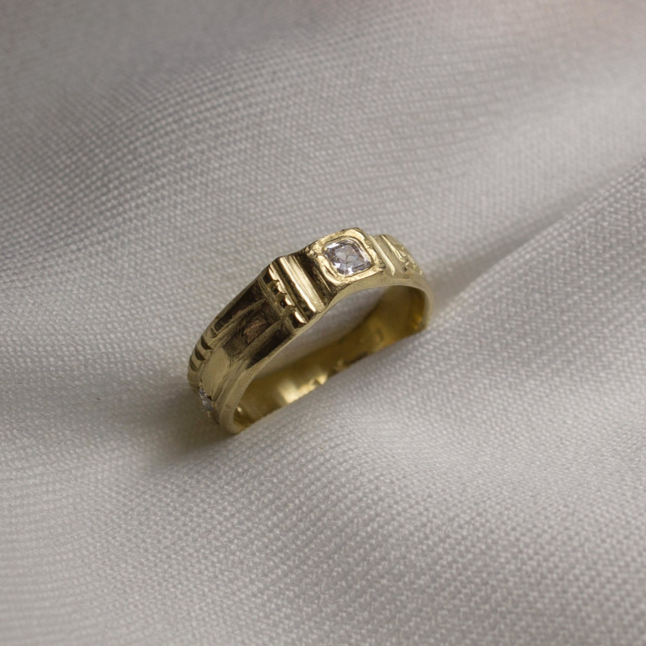 Anika ring image 0