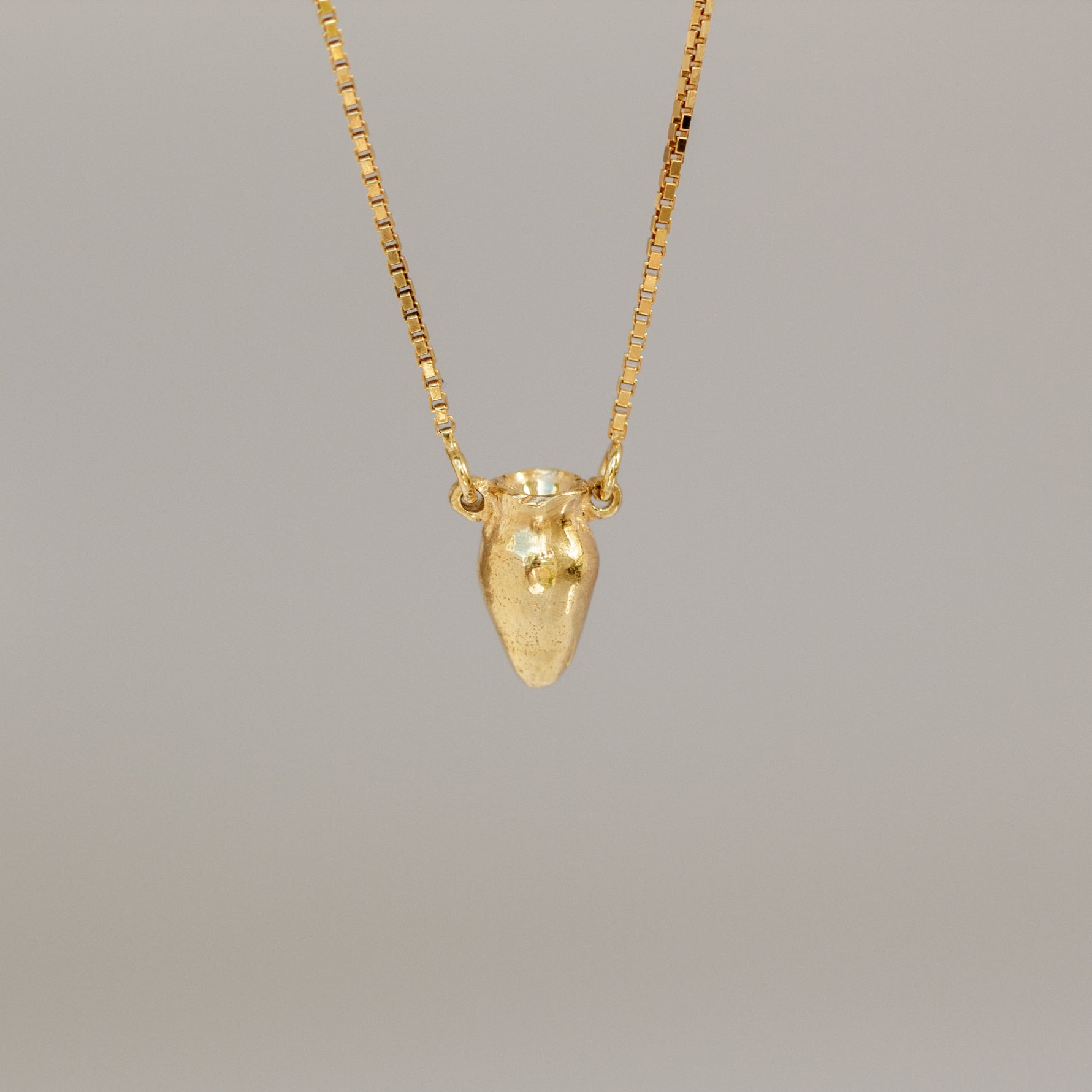 Amphora Necklace image 1