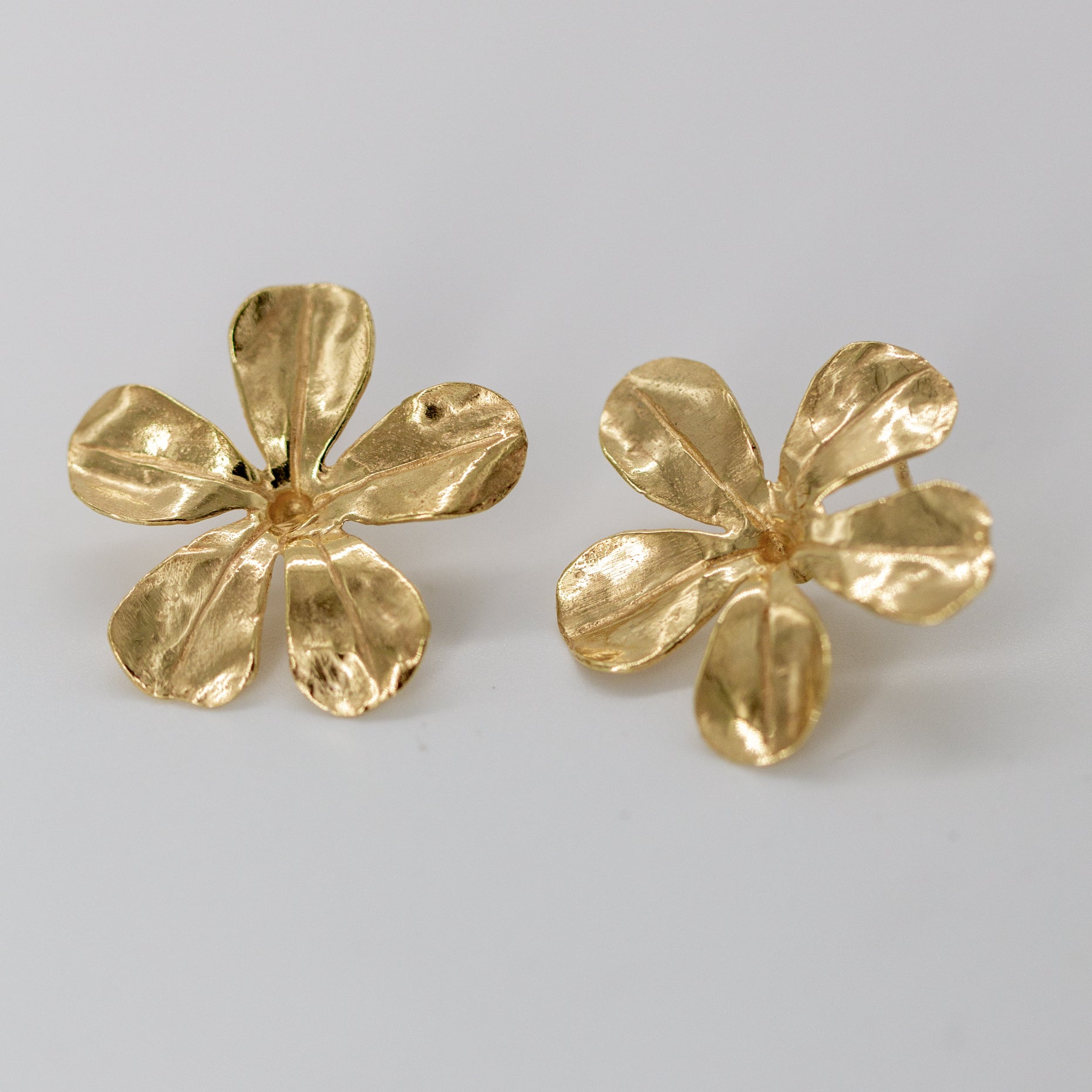 Bloom earring image 0