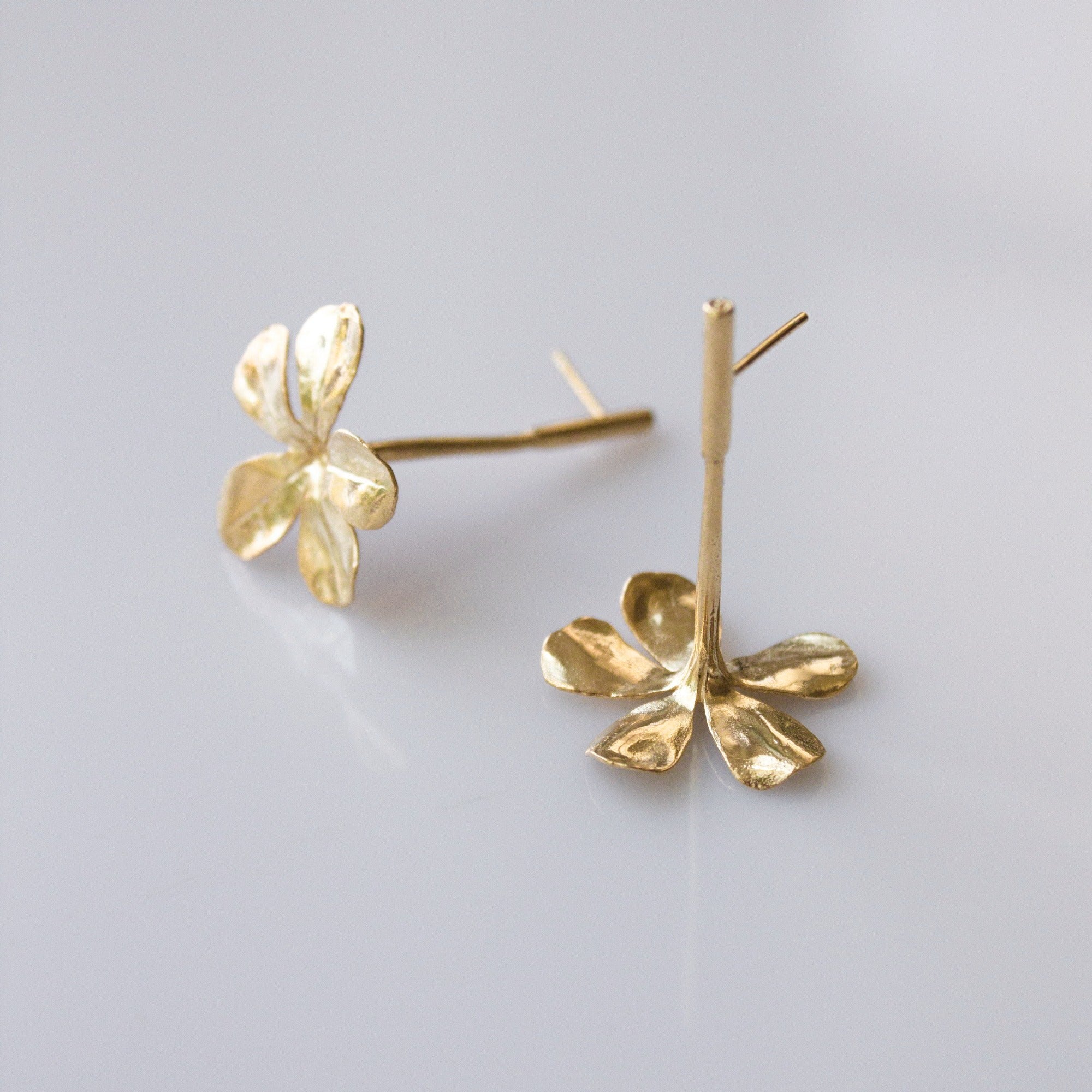 Gold Plumbago Earring