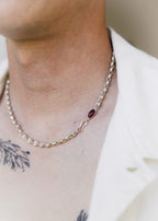 Rouge necklace