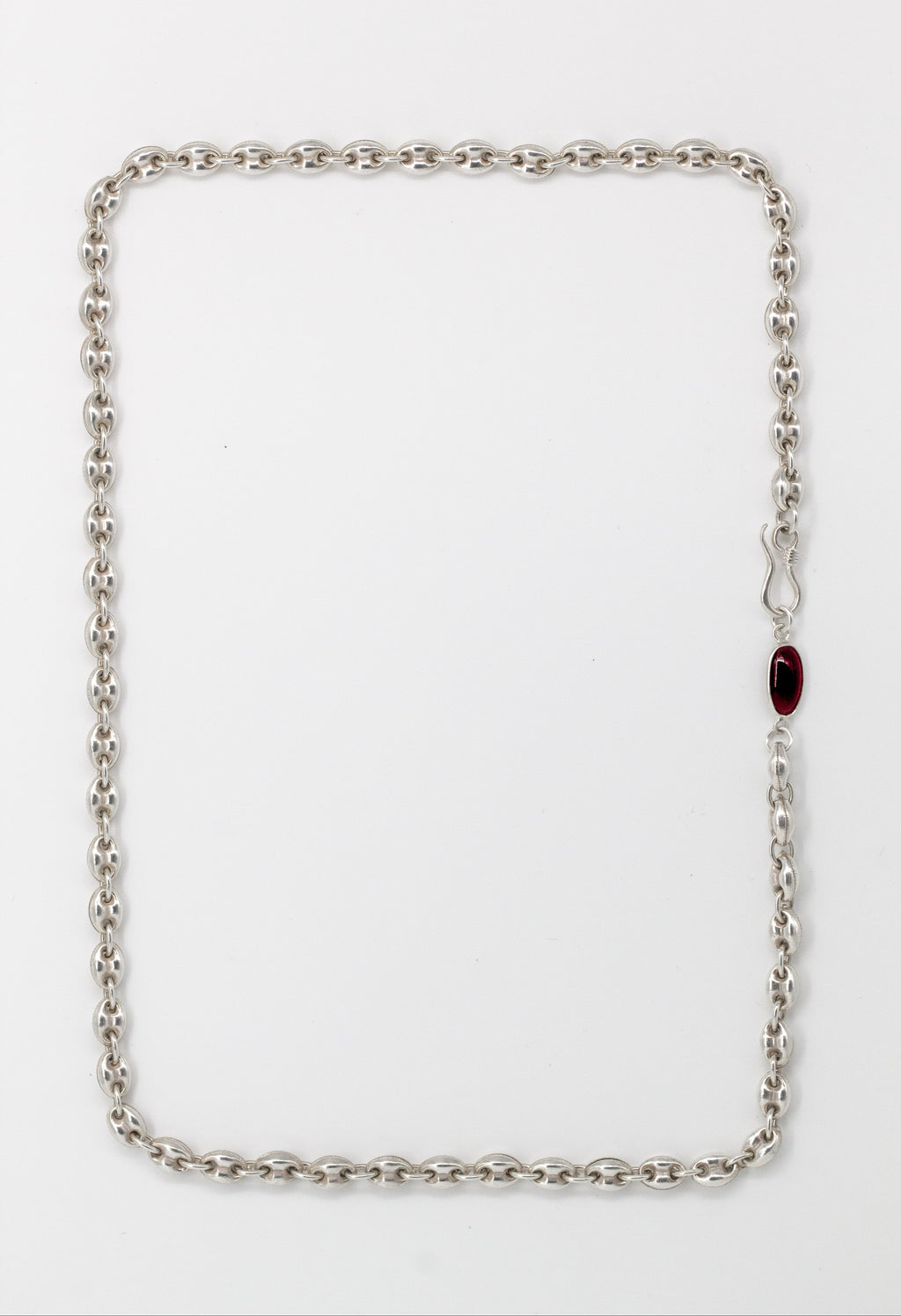 Rouge necklace