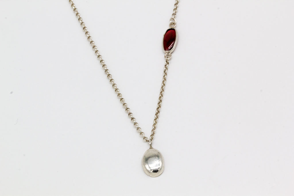 Goutte necklace