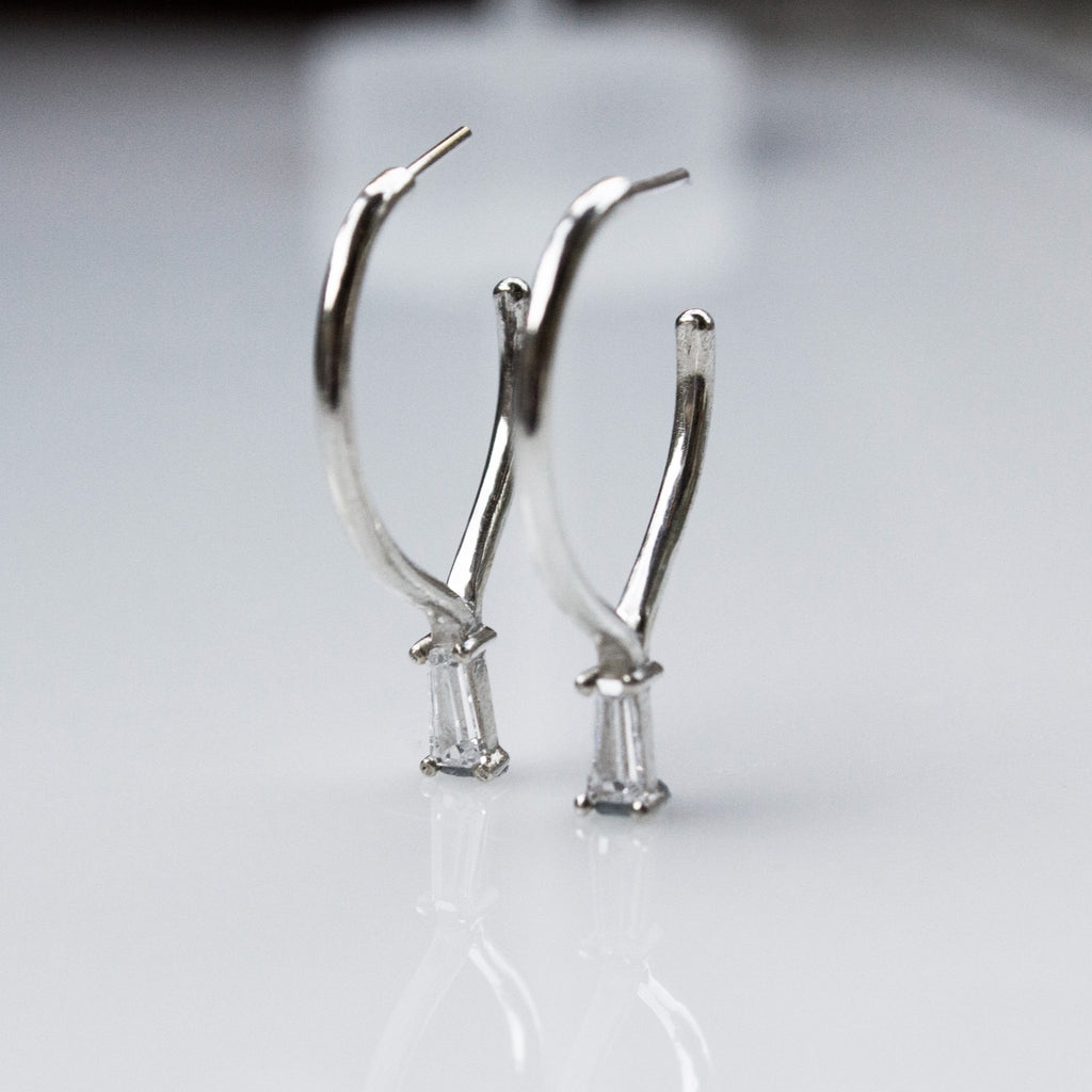 Mia's Earring image 0